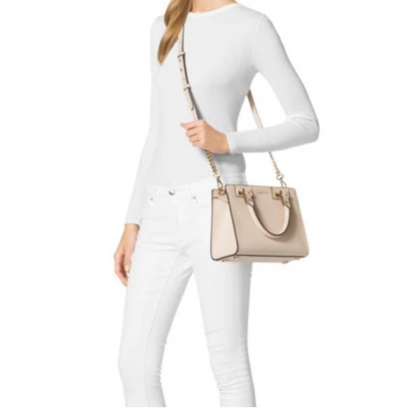 Michael Kors Quinn Small Satchel - Picture 3 of 6